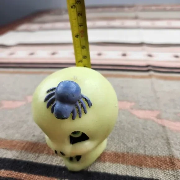 Vintage Halloween Skull Candle Spider 3.5 Inches Tall - Picture 6 of 7